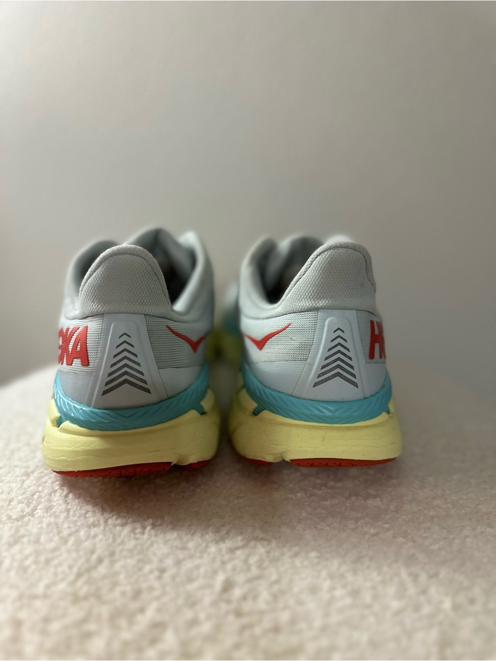 HOKA One Women's Clifton 7 road-running "Morning Mist / Hot Coral" size 7.5 - Picture 7 of 11